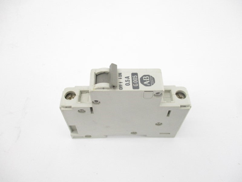 ALLEN BRADLEY 1492-CB1G005 SER. B 277VAC 0.5A NSNP