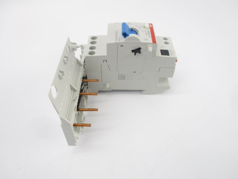 ABB 2CSB204001R2400 DDA204 240/415V 40A UNMP