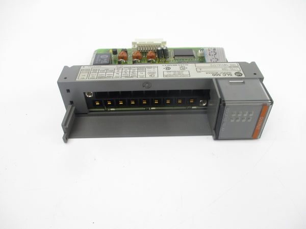 ALLEN BRADLEY 1746-OX8 SER. A 10-250VAC 30A (NO DOOR/TERMINAL) NSNP