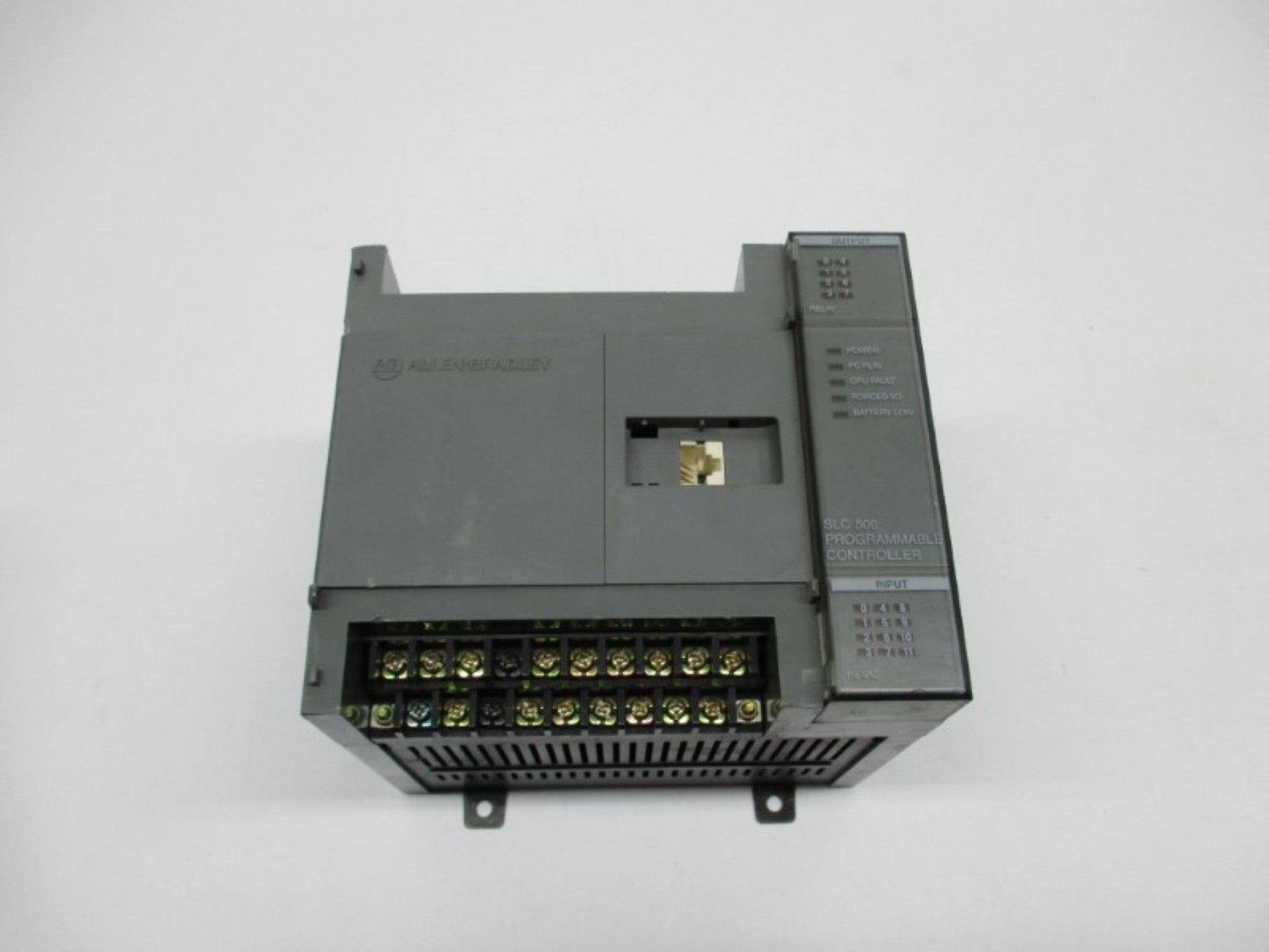 ALLEN BRADLEY 1747-L20A SER. B F/W 4 UNMP