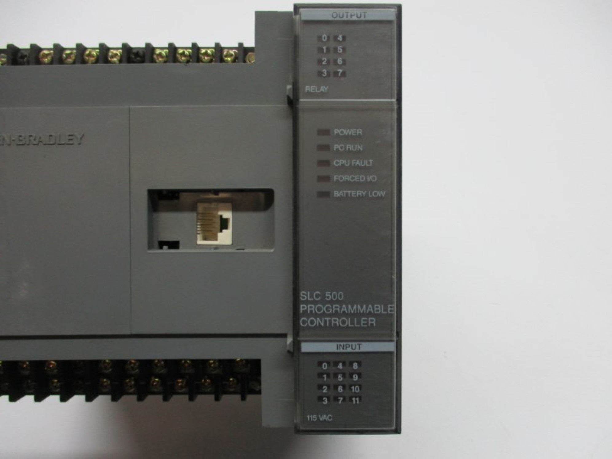 ALLEN BRADLEY 1747-L20A SER. B F/W 4 UNMP