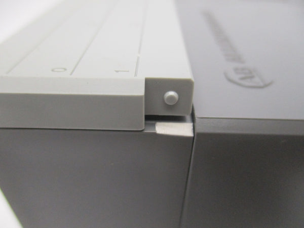 ALLEN BRADLEY 1747-L20A SER. C 85-132VAC 15A F/W 6 NSMP