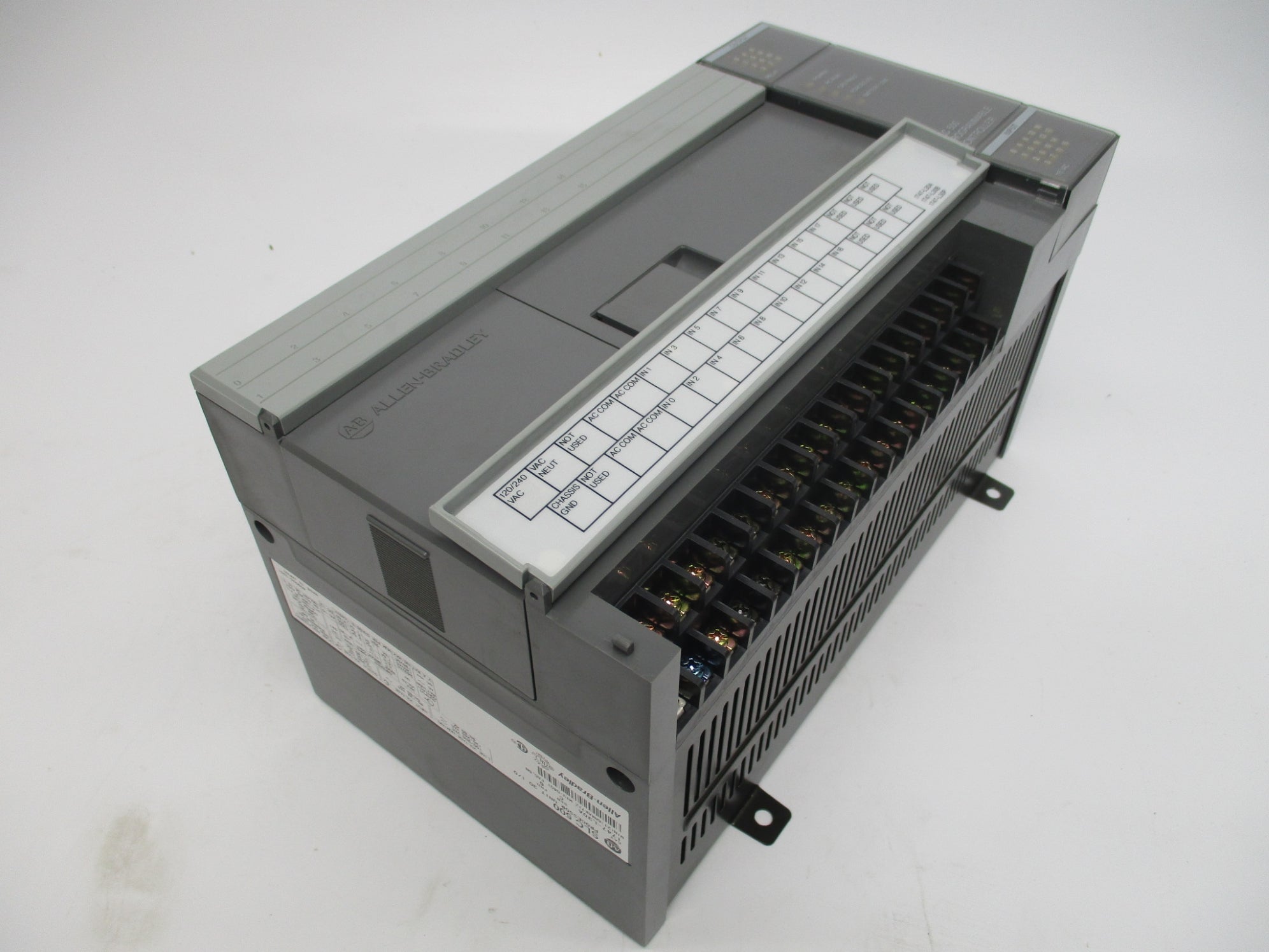 ALLEN BRADLEY 1747-L30A SER. C 120/240VAC 15A F/W 6 NSMP