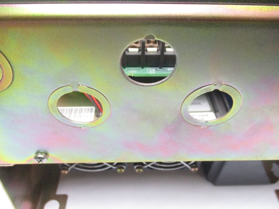 ALLEN BRADLEY 1336F-BRF100-AE-EN-HAS1-LA2-LA3-L6 SER. A UNMP