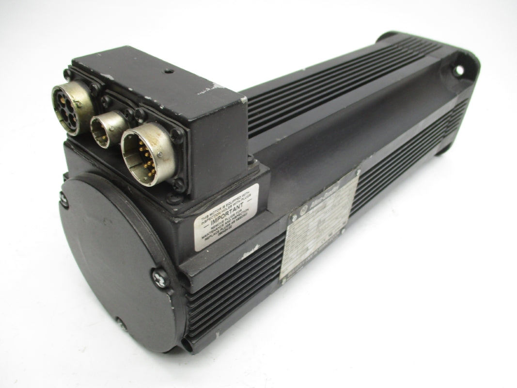 ALLEN BRADLEY 1326AB-B430E-M2K4L SER. B 24VDC UNMP