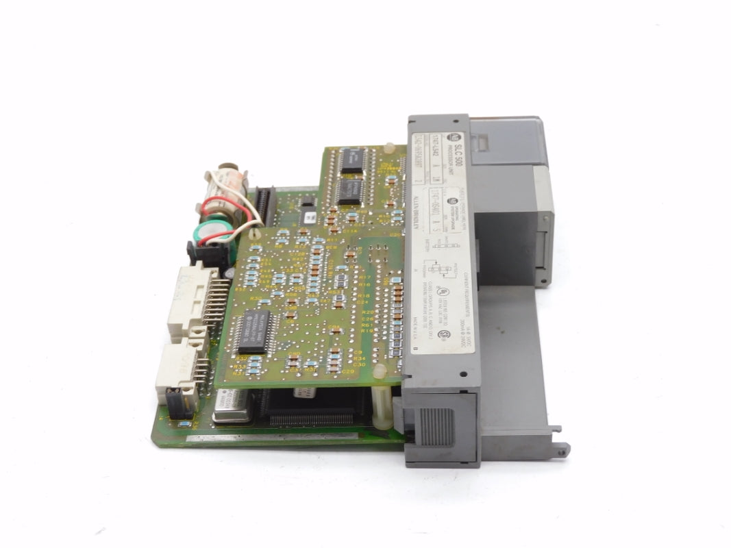 ALLEN BRADLEY 1747-L542 SER. A 24VDC 1A F/W 5 (NO KEY/DOOR/TERMINAL) UNMP