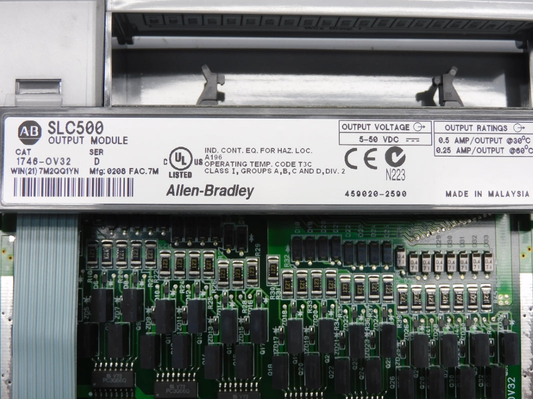 ALLEN BRADLEY 1746-OV32 SER. D 5-50VDC 0.5A NSMP