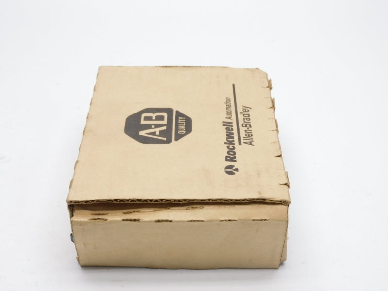 ALLEN BRADLEY 1769-OF8C SER. A F/W 2.1 DATE: 2014 NSFS