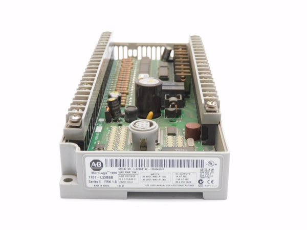 ALLEN BRADLEY 1761-L32BBB SER. E 30.0VDC 1.5A F/W 1.0 (NO COVER/DOOR) NSNP
