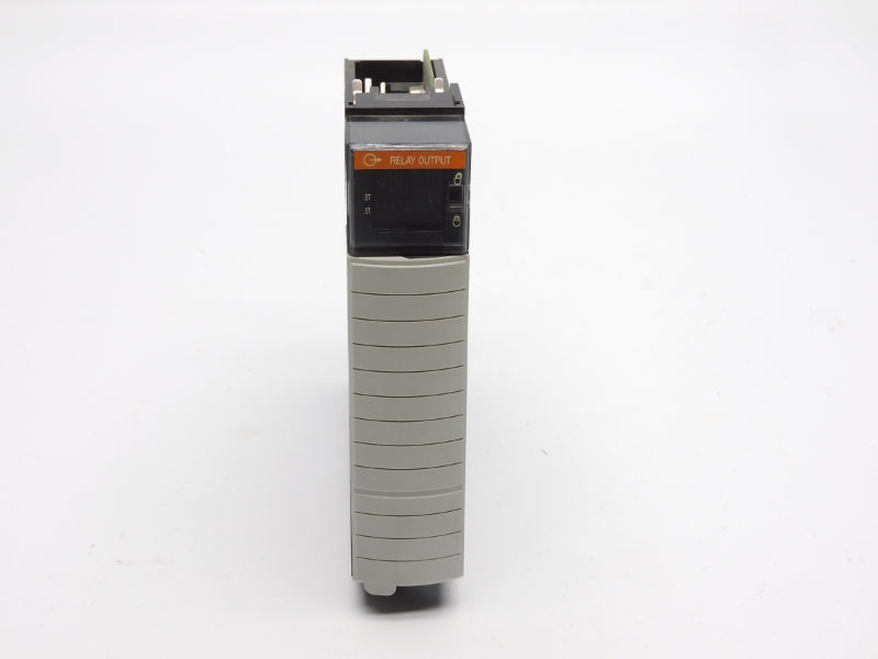ALLEN BRADLEY 1756-OW16I SER. A 24VDC F/W 2.1 NSNP