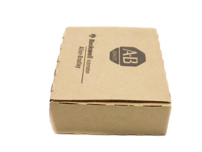 ALLEN BRADLEY 1769-OB32T SER. A 24VDC F/W 3.1 DATE: 2016 NSFS