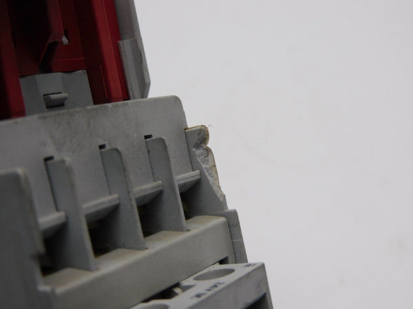 ALLEN BRADLEY 100S-C09ZJ14C SER. A 24VDC 32A (AS PICTURED) UNMP