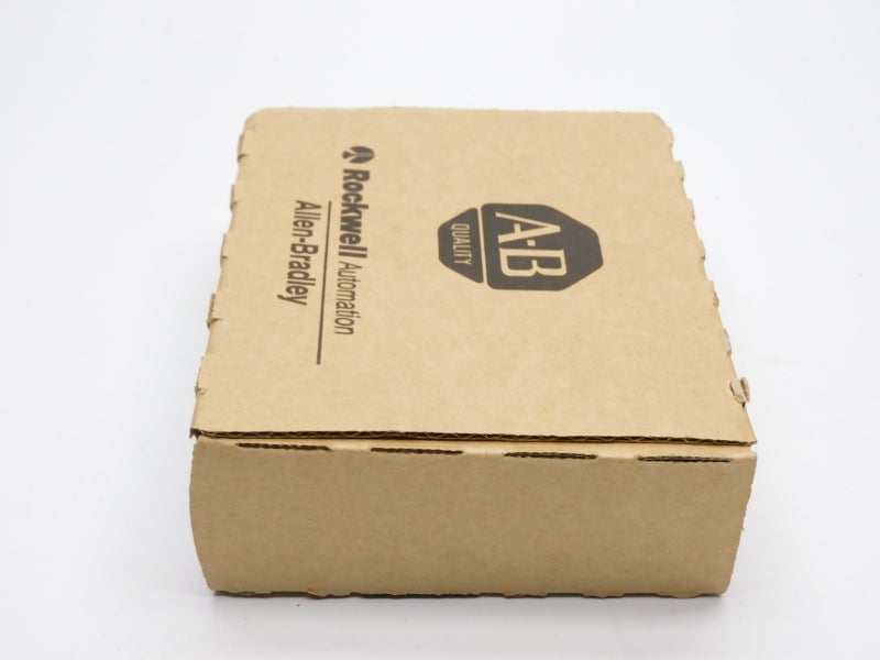 ALLEN BRADLEY 1769-IQ32T SER. A 24VDC F/W 3.1 DATE: 2016 NSFS