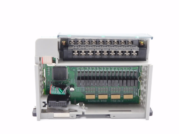 ALLEN BRADLEY 1769-OB16 SER. B F/W 3.1 24VDC 8A NSMP