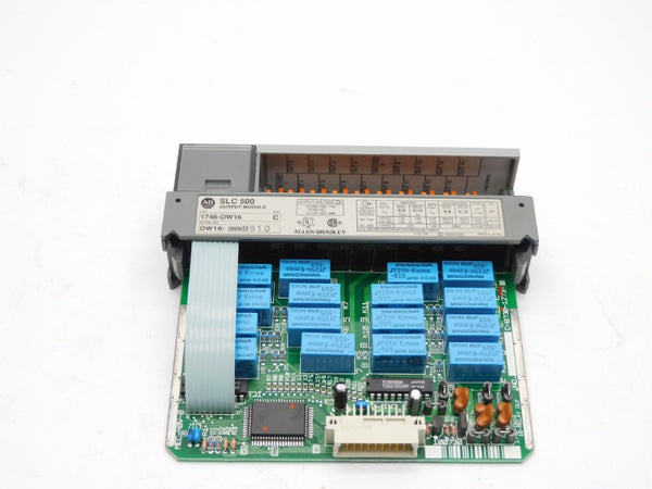 ALLEN BRADLEY 1746-OW16 SER. C 10-250VAC 15A UNMP