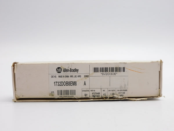ALLEN BRADLEY 1732D-OB8EM8 SER. A F/W 1.009 30VDC 4A NSMP