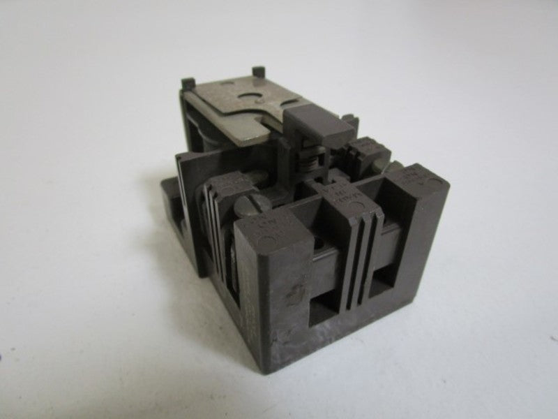 CUTLER-HAMMER 120V RELAY 9575H2613A  UNMP