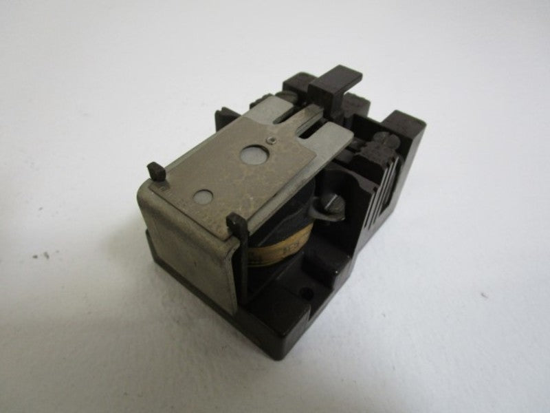CUTLER-HAMMER 120V RELAY 9575H2613A  UNMP