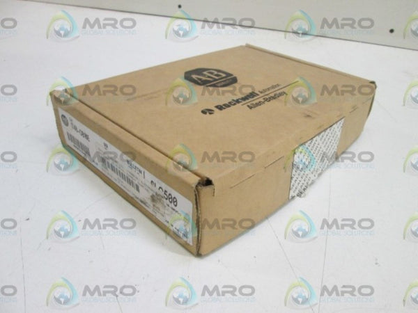 ALLEN BRADLEY 1746-OB16E SER. B  NSMP