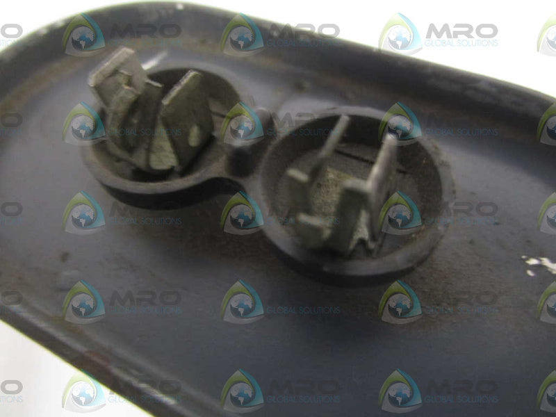 AEROVOX P194F290 560VAC CAPACITOR  UNMP