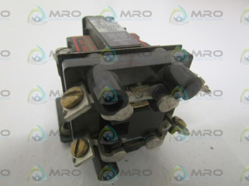 ALLEN BRADLEY 700-C200A4 SER. B CONTROL RELAY  UNMP