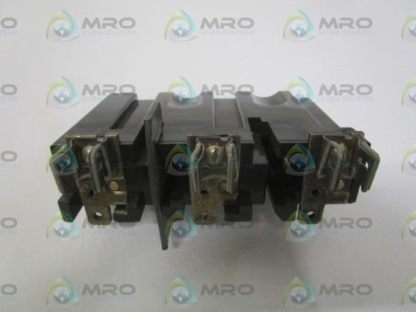 ALLEN BRADLEY 1494V-FS30 SER. A FUSE BLOCK (AS PICTURED)  NSNP