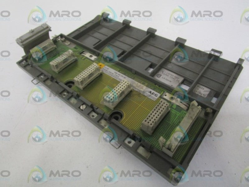 AEG SCHNEIDER DTA 201 7628-042.244801 5-SLOT SECONDARY RACK  UNMP
