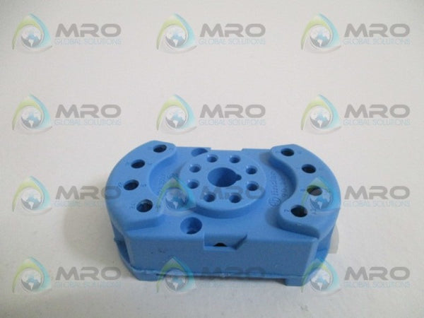FINDER 90.20 RELAY SOCKET  NSNP