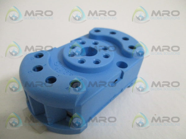 FINDER 90.20 RELAY SOCKET  NSNP