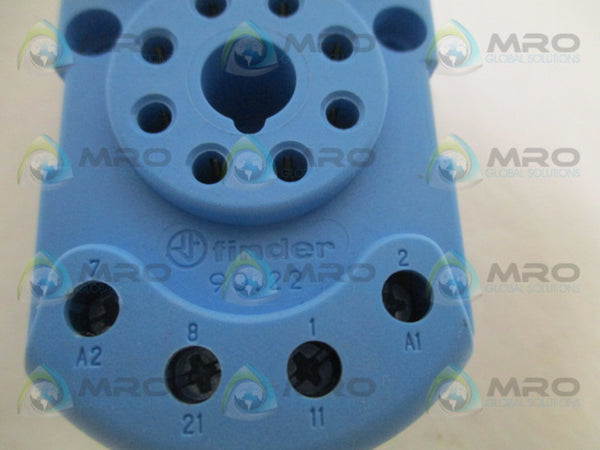 FINDER 90.20 RELAY SOCKET  NSNP
