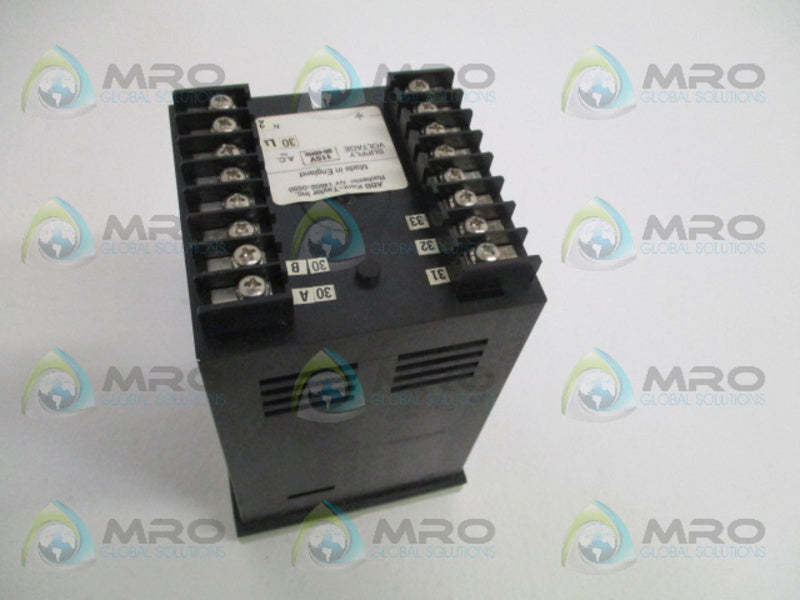 ABB COMMANDER 200 C201A31001U TEMPERATURE CONTROLLER  UNMP