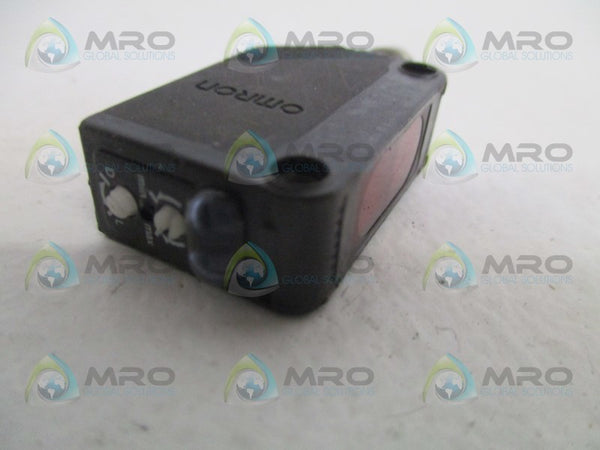OMRON E3Z-D86 PHOTOELECTRIC SWITCH (MISSING ACCESSORIES)  NSNP