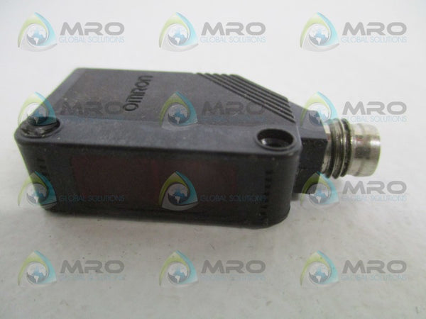 OMRON E3Z-D86 PHOTOELECTRIC SWITCH (MISSING ACCESSORIES)  NSNP