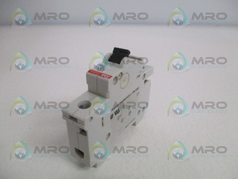 ABB S271-K2 CIRCUIT BREAKER 2A (AS PICTURED)  NSNP
