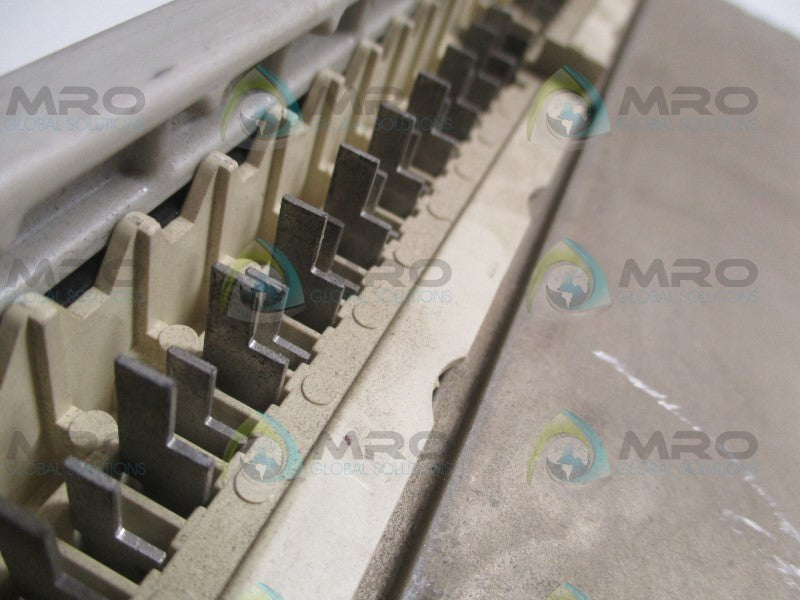 AEG MODICON AS-B817-116  ISOLATED INPUT MODULE  UNMP