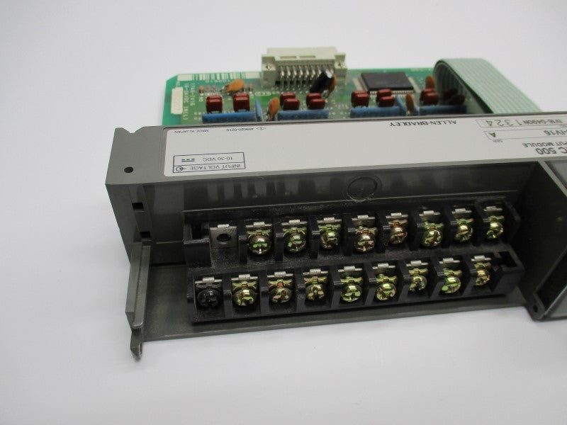 ALLEN BRADLEY 1746-IV16 SER. A 10-30VDC (NO DOOR) UNMP