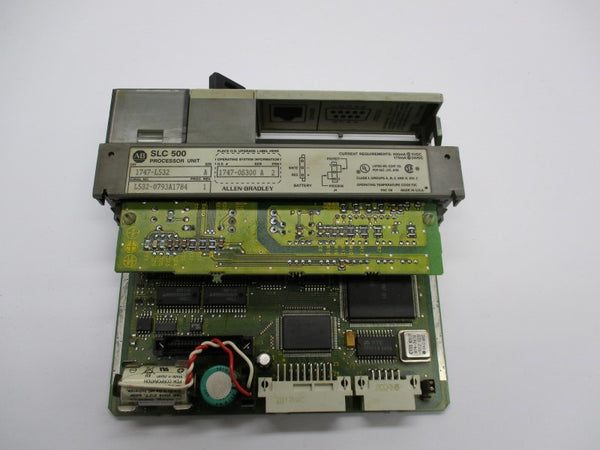 ALLEN BRADLEY 1747-L532 SER. A F/W 2 UNMP