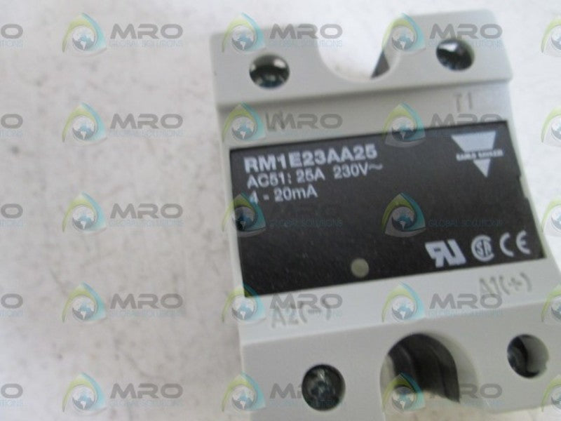CARLO GAVAZZI PANEL MOUNT RELAY RM1E23AA25  NSMP