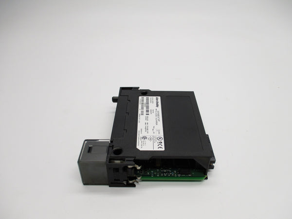 ALLEN BRADLEY 1756-OB16E SER. A 24VDC F/W 3.3 NSNP