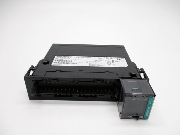 ALLEN BRADLEY 1756-OB32 SER. A 12/24VDC 1A F/W 3.003 NSNP