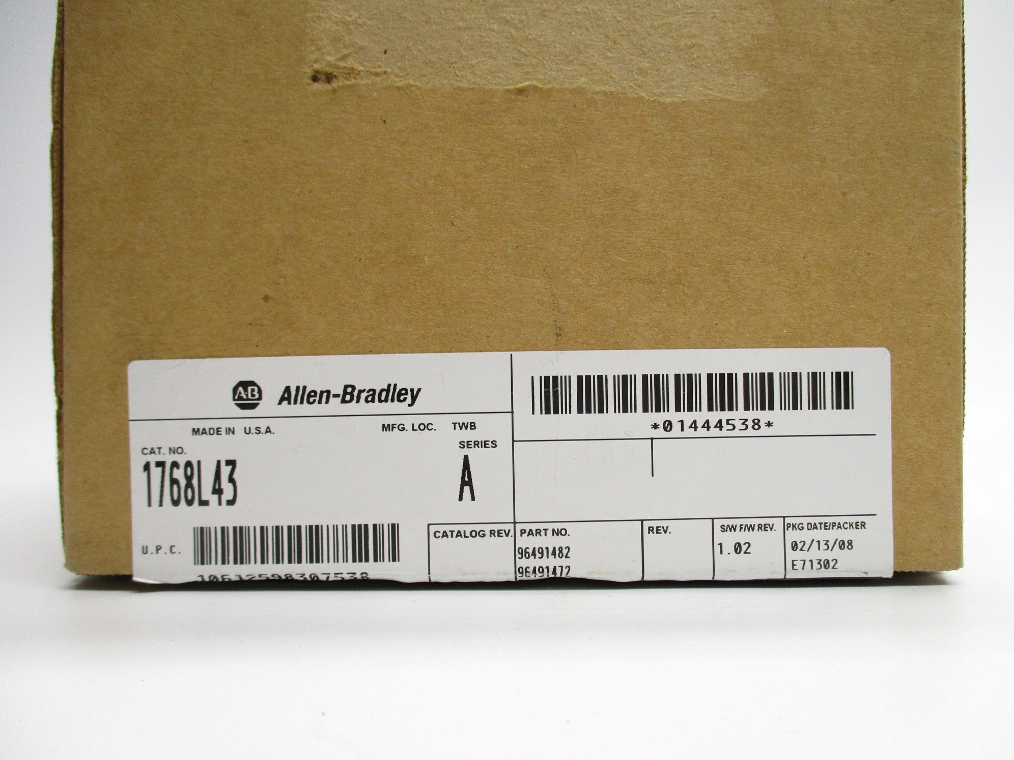 ALLEN BRADLEY 1768-L43 SER. A F/W 1.02 24VDC 1.3A NSMP