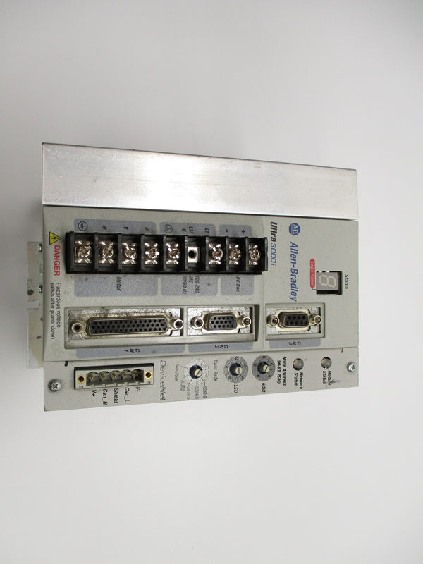 ALLEN BRADLEY 2098-DSD-020X-DN SER. C F/W V1.52 UNMP