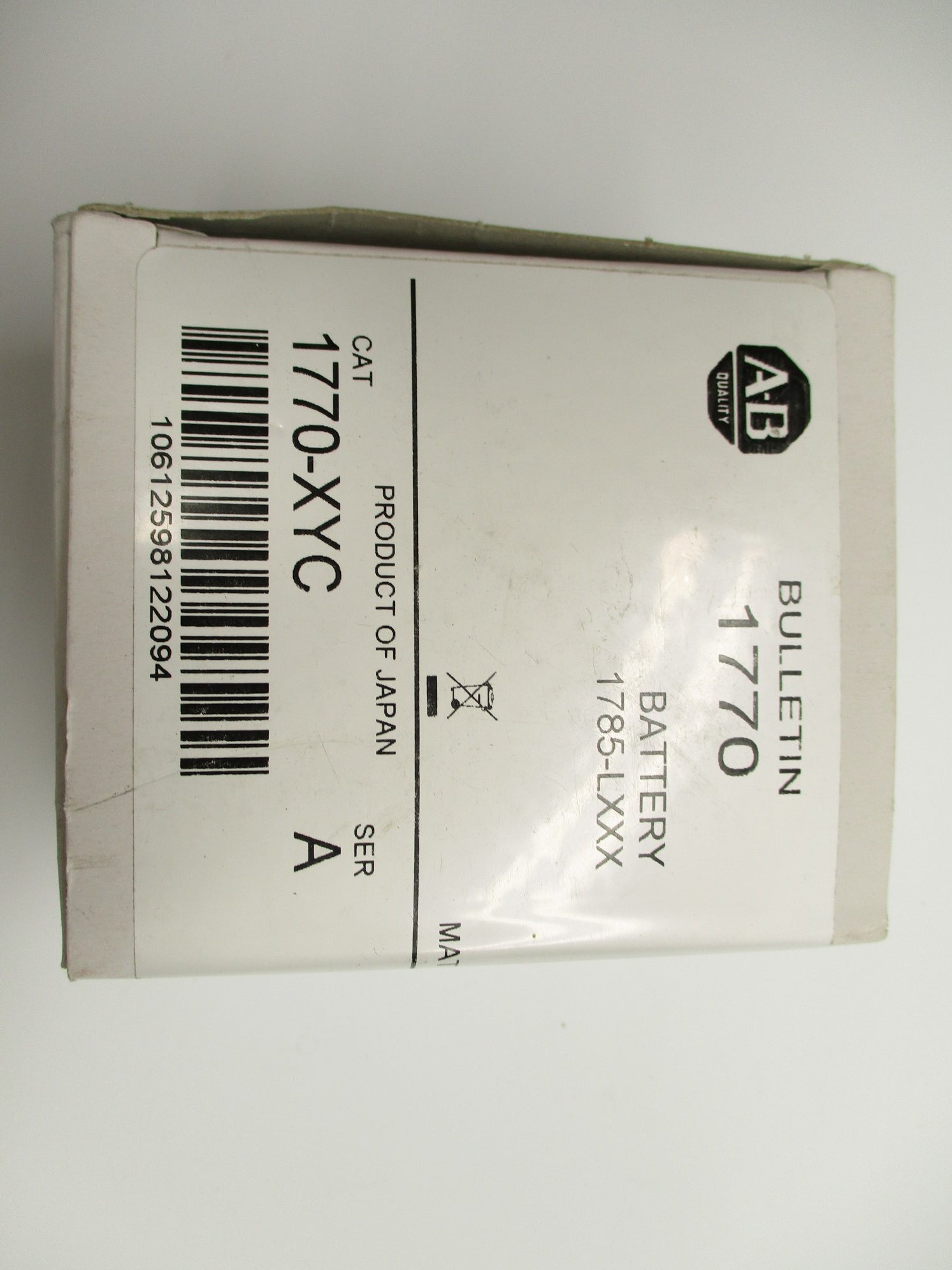 ALLEN BRADLEY 1770-XYC SER. A 3V (WH) NSMP