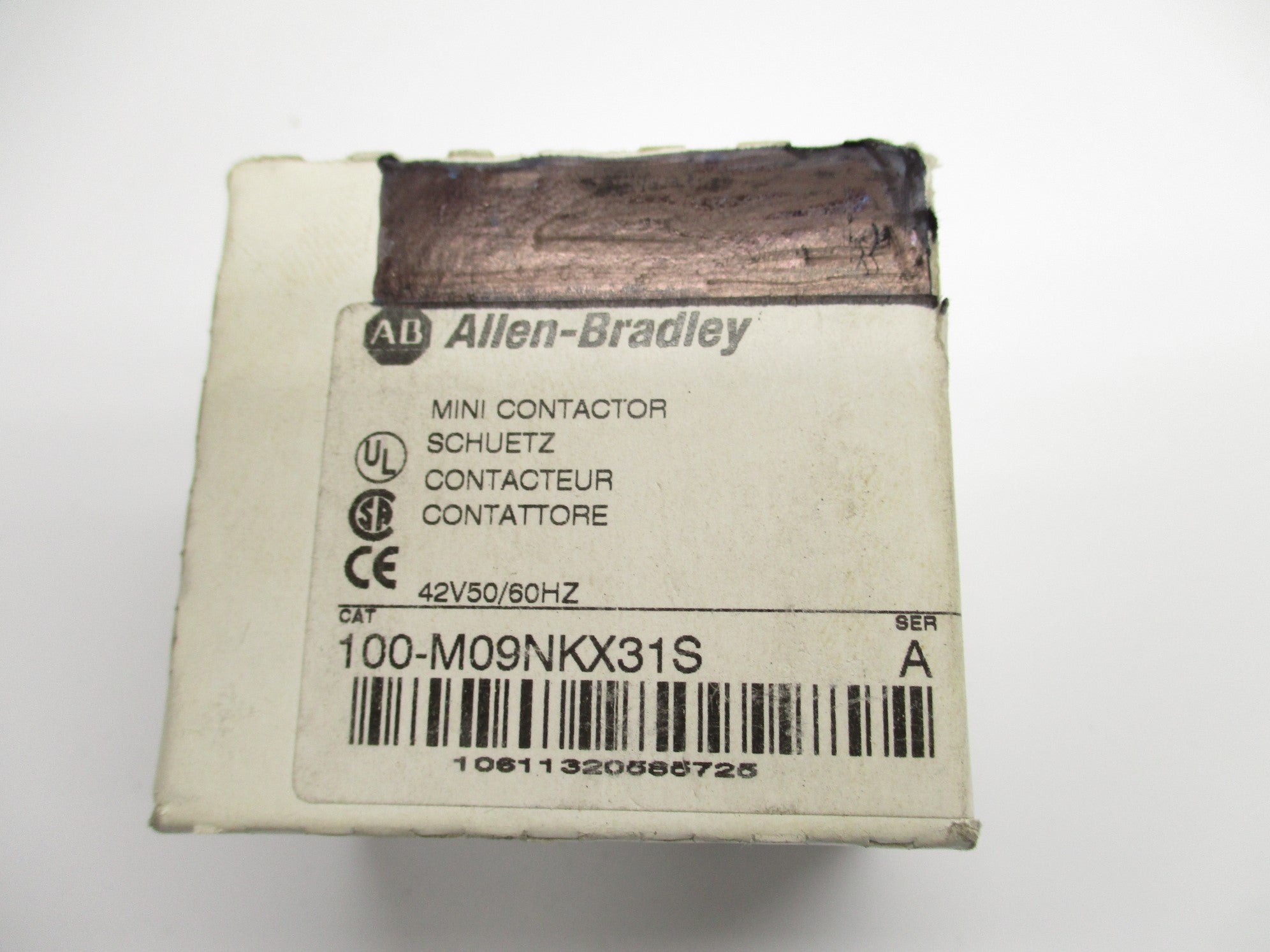 ALLEN BRADLEY 100-M09NKX31S SER. A 42VAC (WH) NSMP