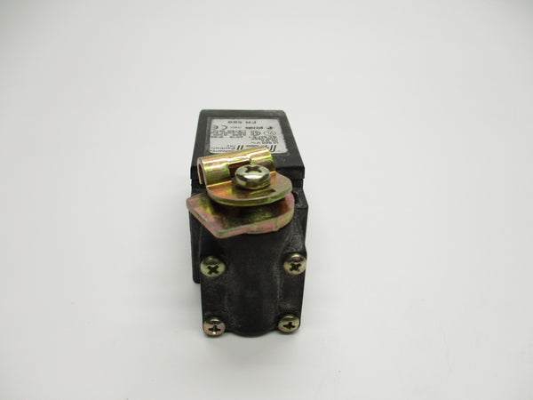 ADVANCED CONTROLS FR569 UNMP