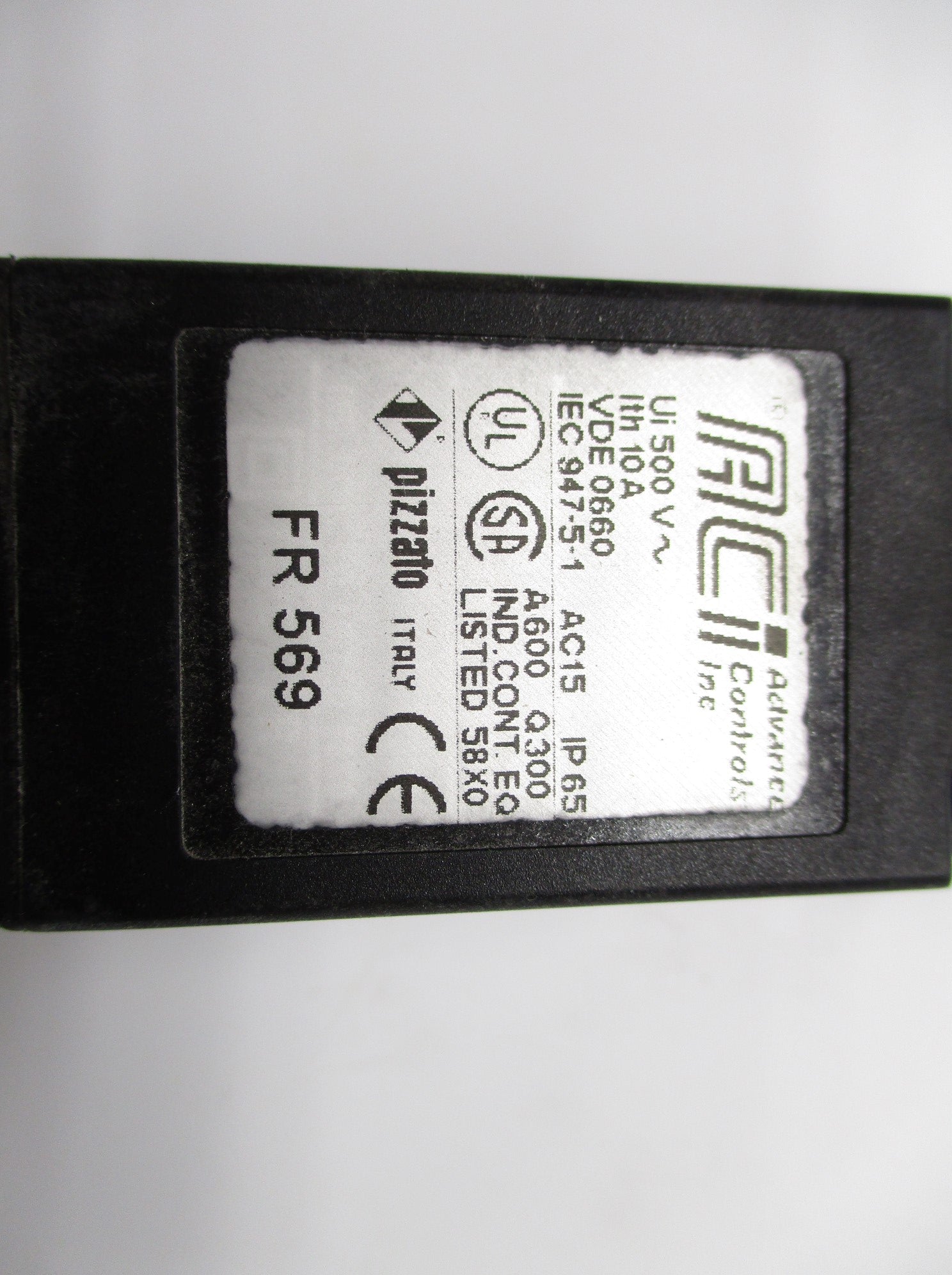 ADVANCED CONTROLS FR569 UNMP