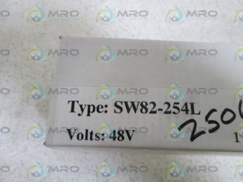 ALBRIGHT SWITCH  48V SW82-254L (WHITE BOX)  NSMP