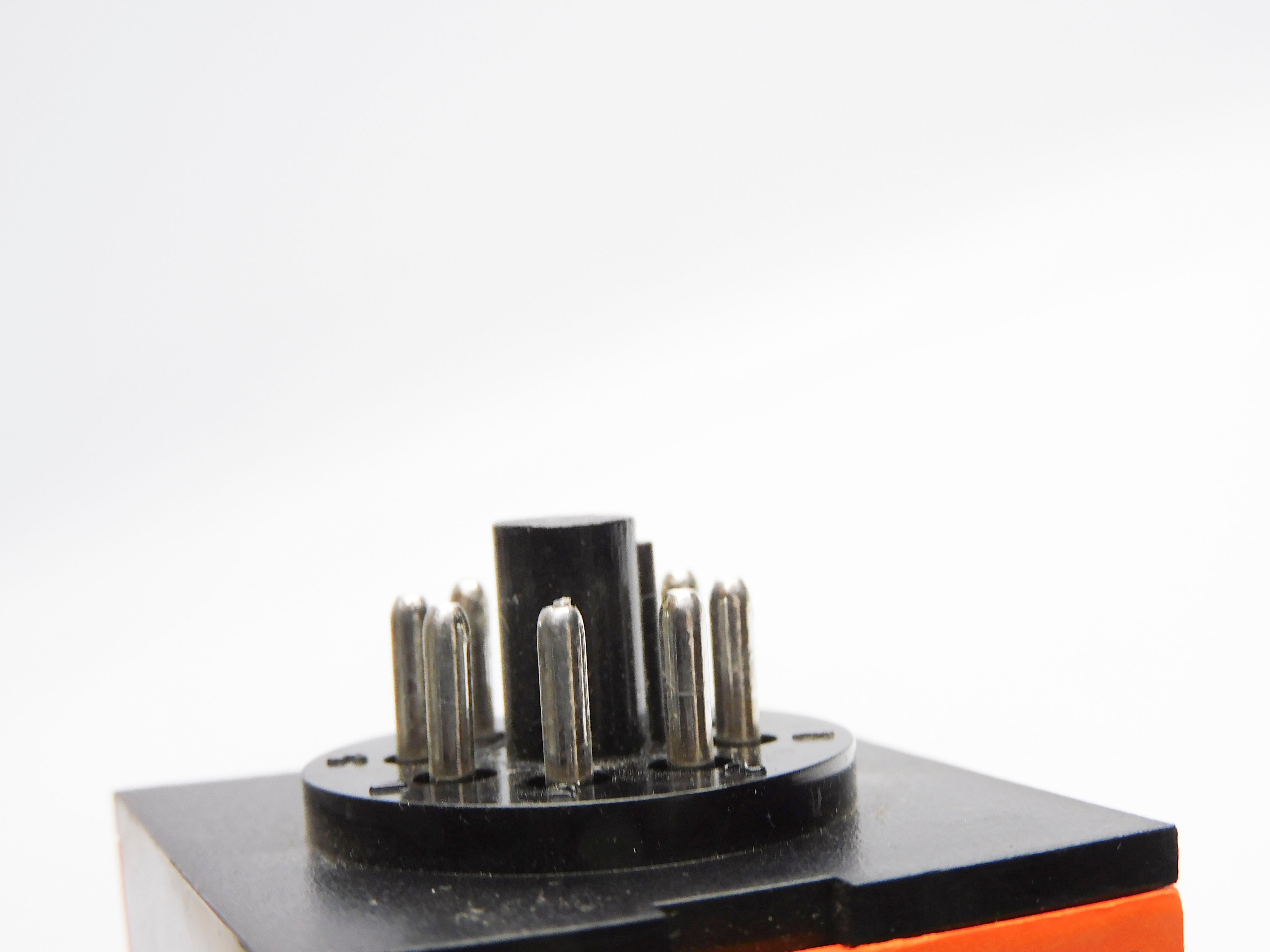SYRELEC PWRS220A 220VAC RELAY 10A UNMP