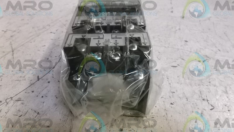 AGASTAT E7024AC003 TIMING RELAY  NSMP