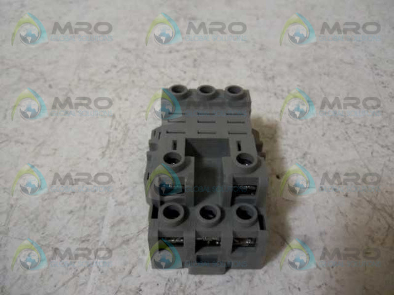 IDEC SH3B-05C RELAY SOCKET  NSNP